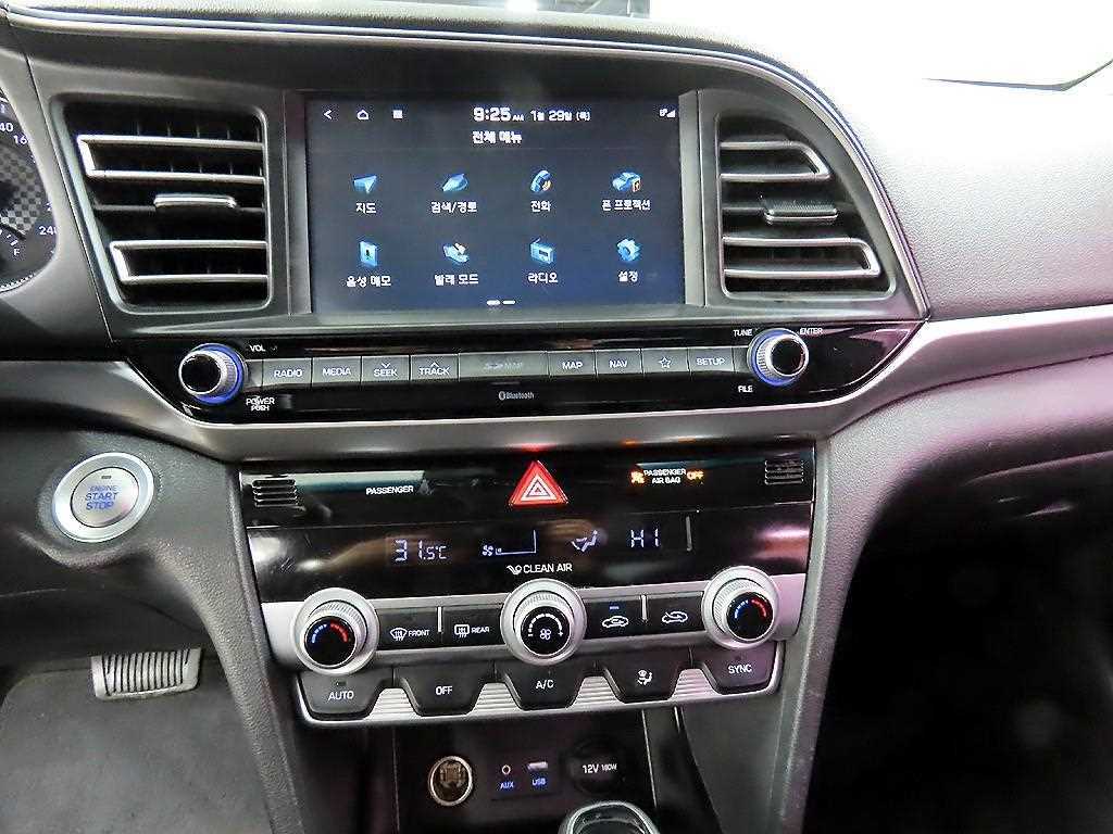 HYUNDAI Avante 2020 Blanco - Importación desde Corea - HF Imports Iquique - Foto 15