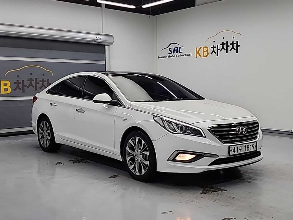 HYUNDAI Sonata - Vista 4