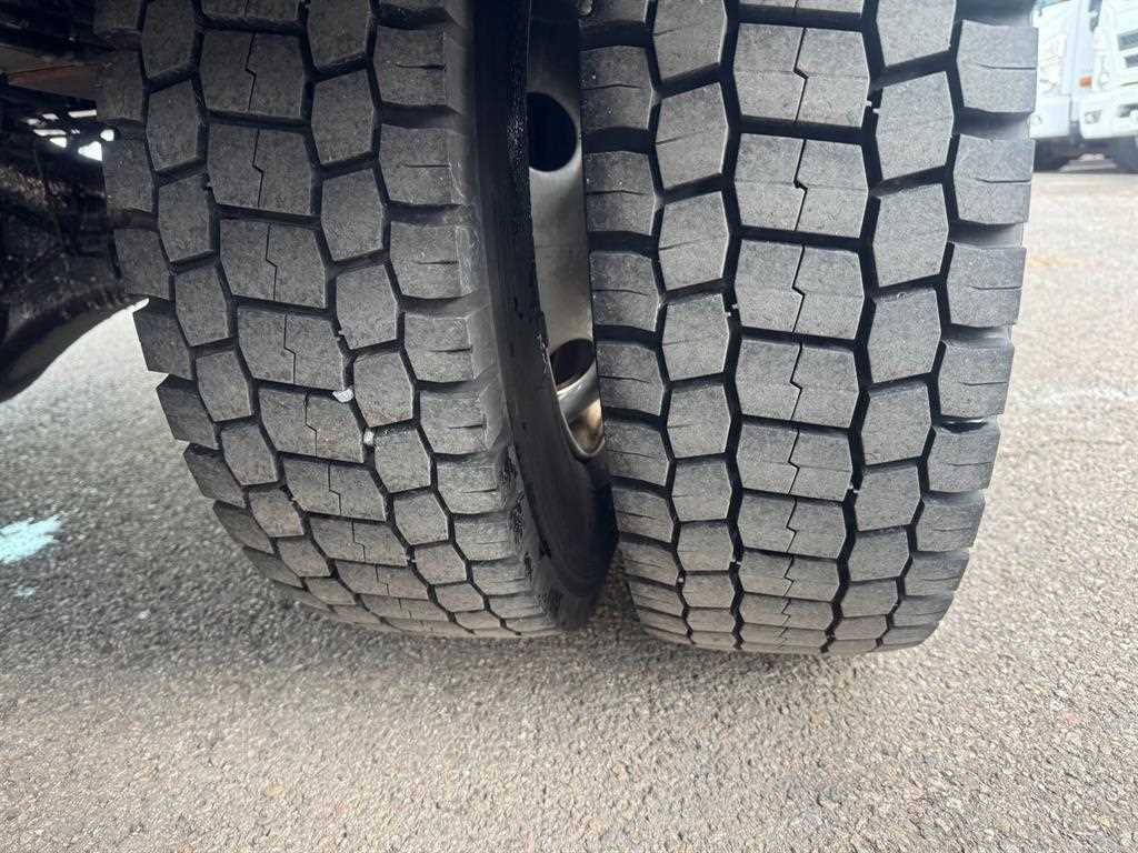 medium and large cargo truck 2024 Blanco - Importación desde Corea - HF Imports Iquique - Foto 18