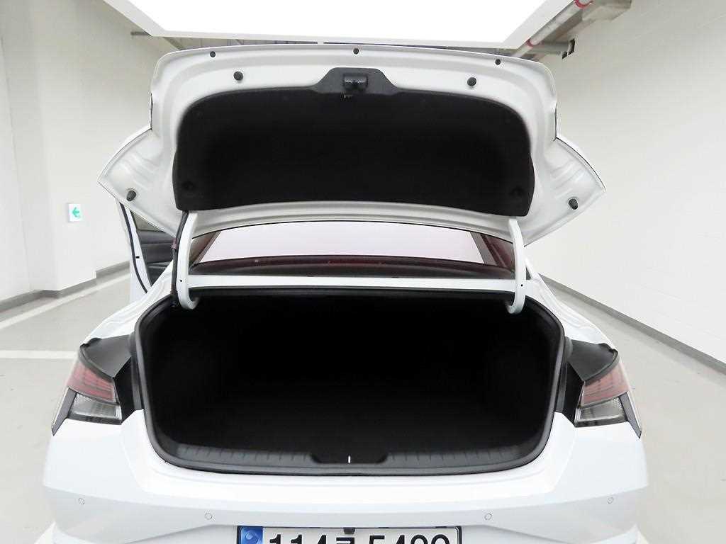 HYUNDAI Avante 2021 Blanco - Importación desde Corea - HF Imports Iquique - Foto 17