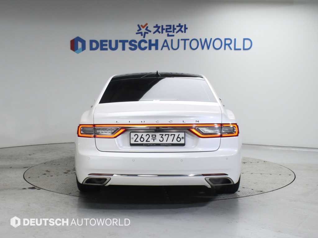 Lincoln Continental - Vista 4