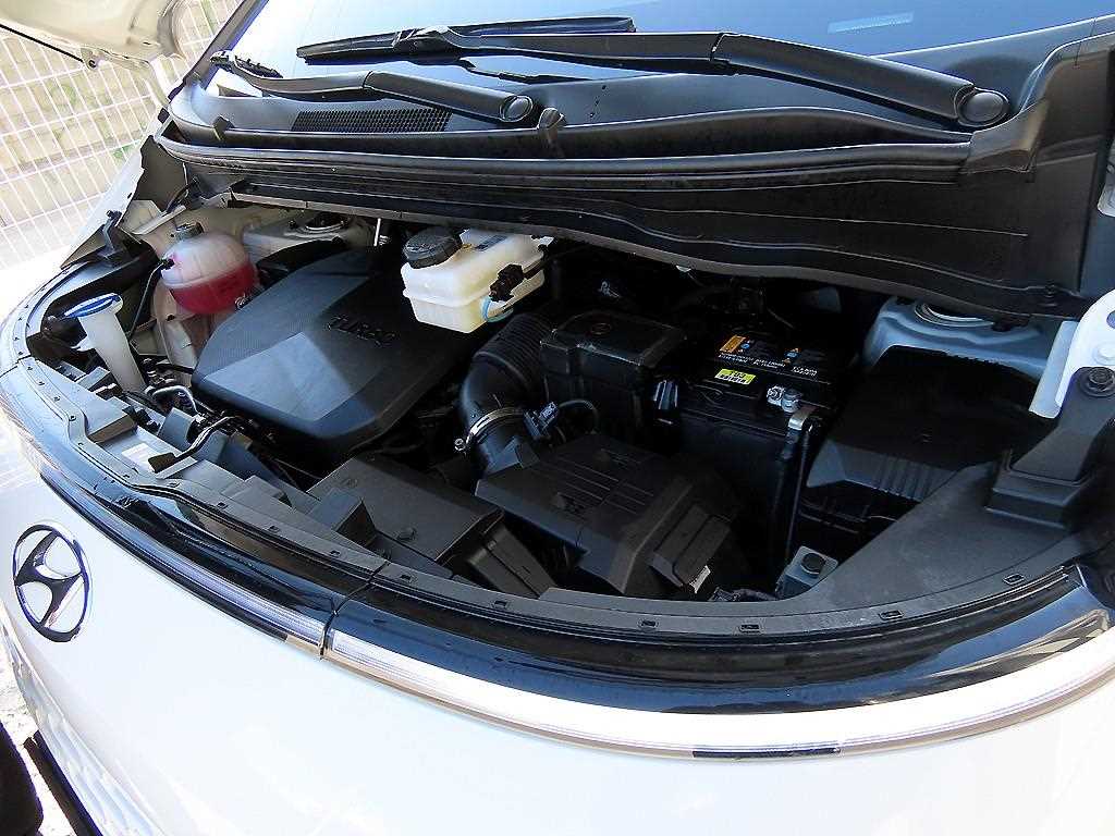 HYUNDAI Staria 2023 Blanco - Importación desde Corea - HF Imports Iquique - Foto 19