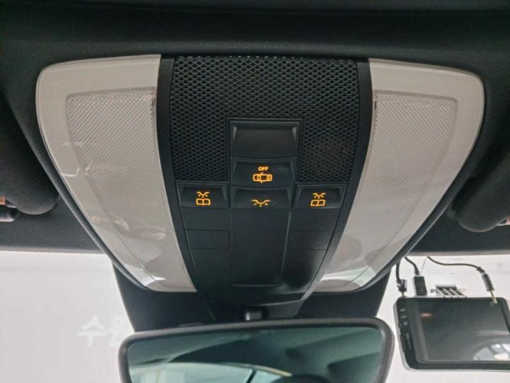 Mercedes Benz E class 2015 Blanco - Importación desde Corea - HF Imports Iquique - Foto 16