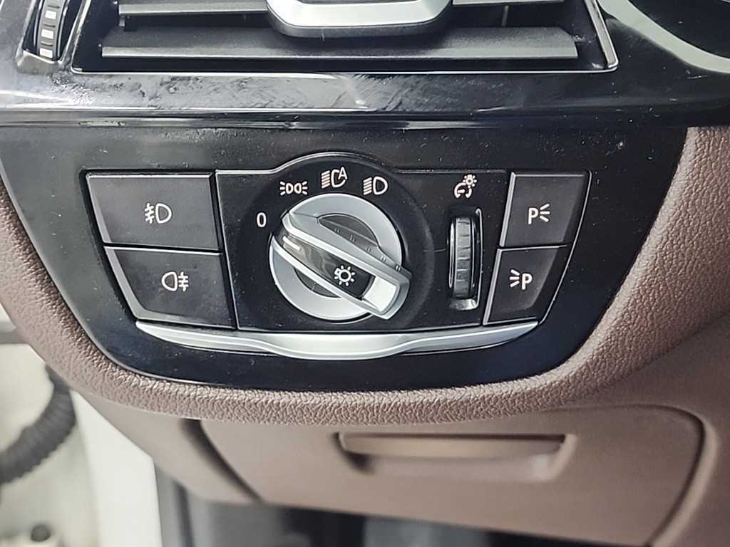 BMW 5 Series 2018 Blanco - Importación desde Corea - HF Imports Iquique - Foto 18