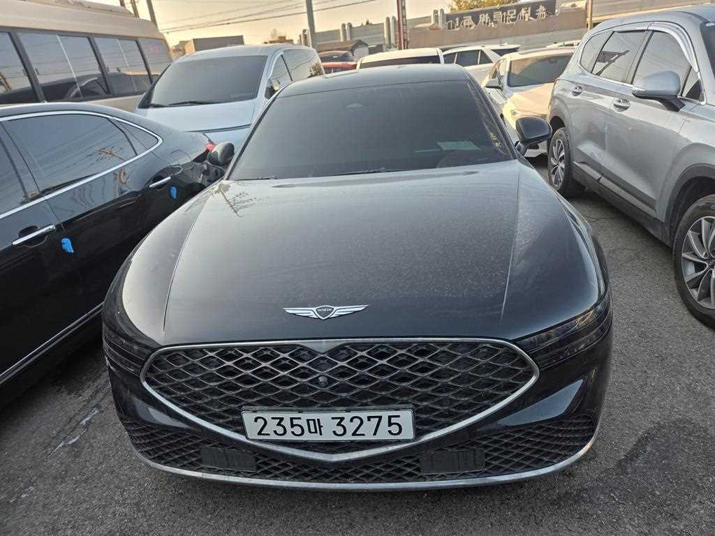 Genesis G90 - Vista 5