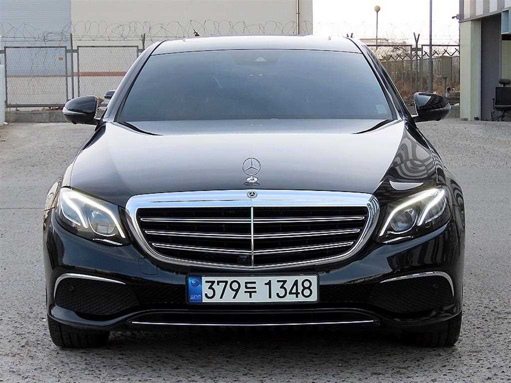 Mercedes Benz E class 2018 - Importación desde Corea - HF Imports Iquique - Foto 1