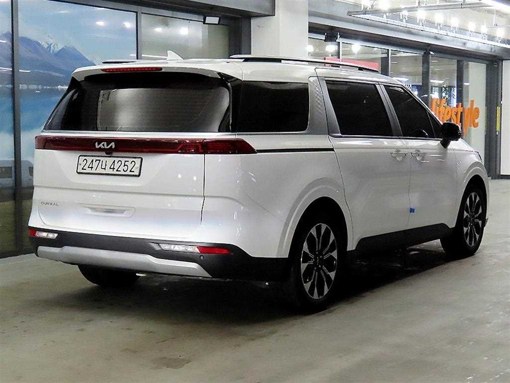 KIA Carnival - Vista 4