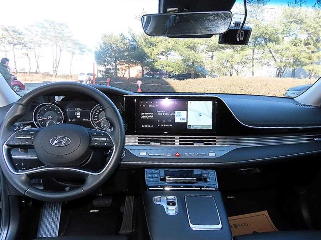 HYUNDAI Grandeur - Vista 7