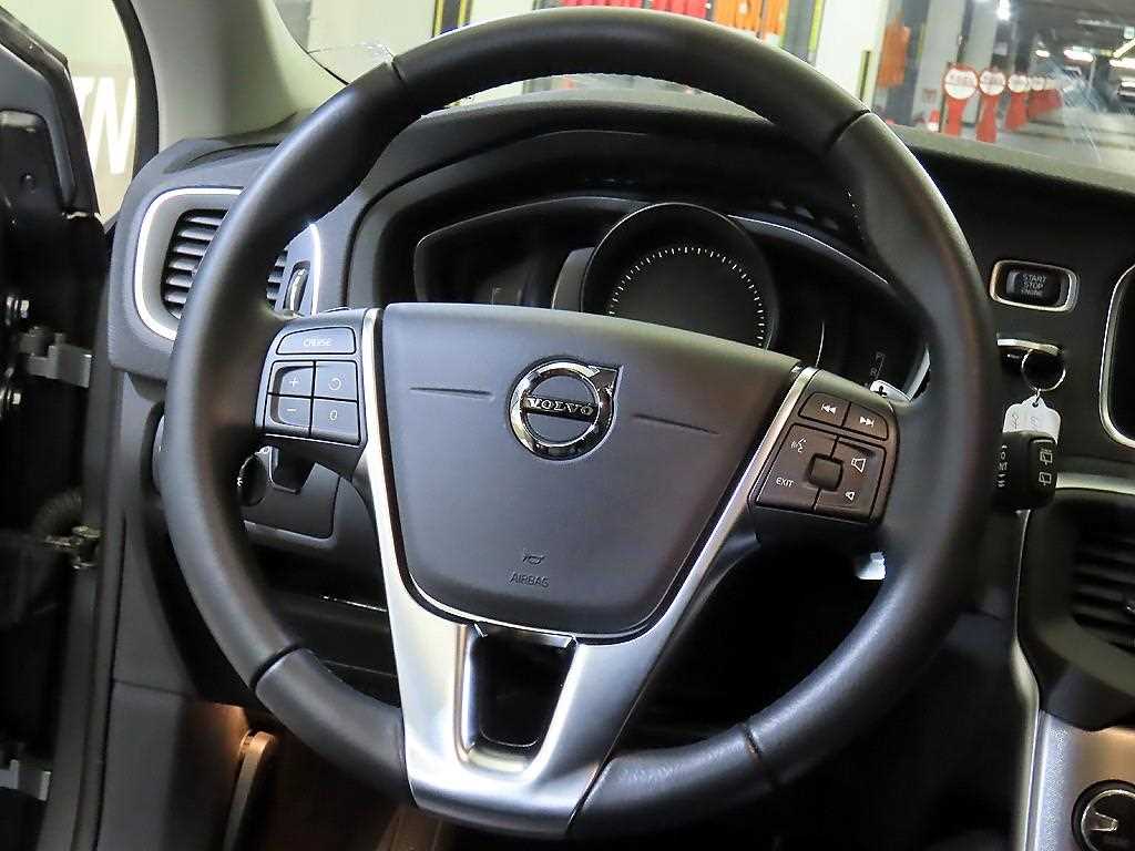 Volvo V40 - Vista 8