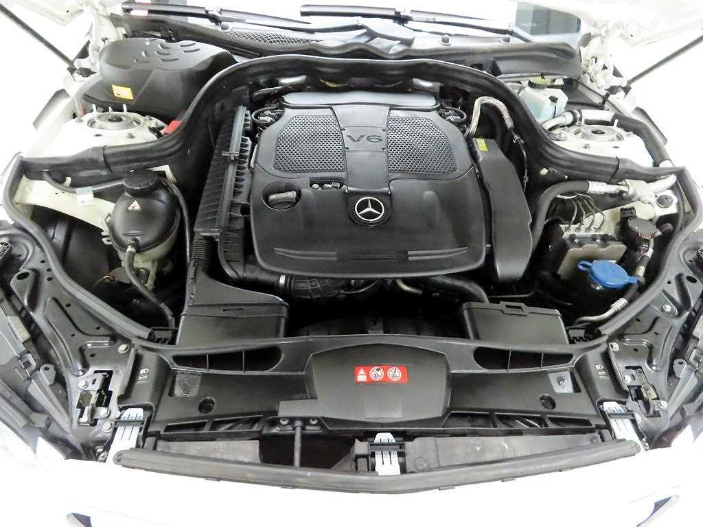 Mercedes Benz E class 2014 Blanco - Importación desde Corea - HF Imports Iquique - Foto 20