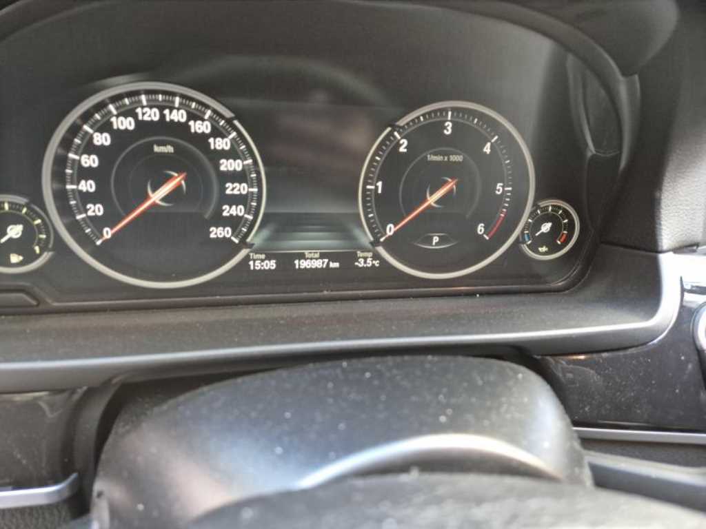 BMW 5 Series - Vista 4