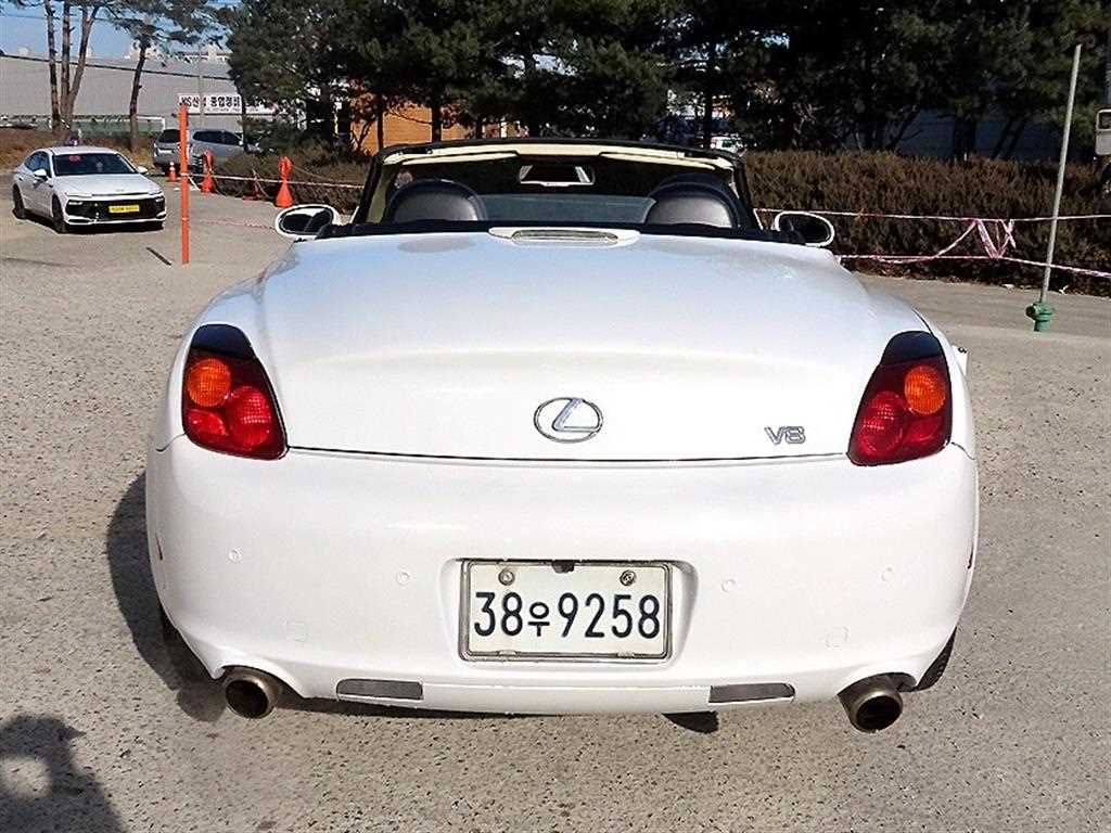 Lexus SC - Vista 8