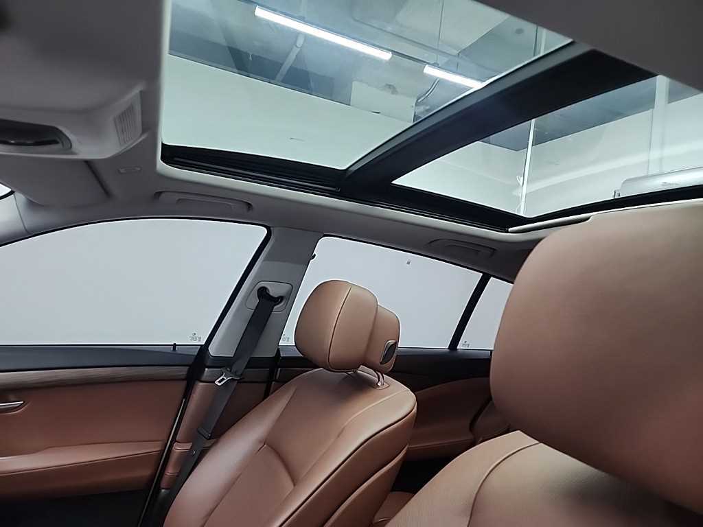 BMW Gran Turismo 2010 Blanco - Importación desde Corea - HF Imports Iquique - Foto 14