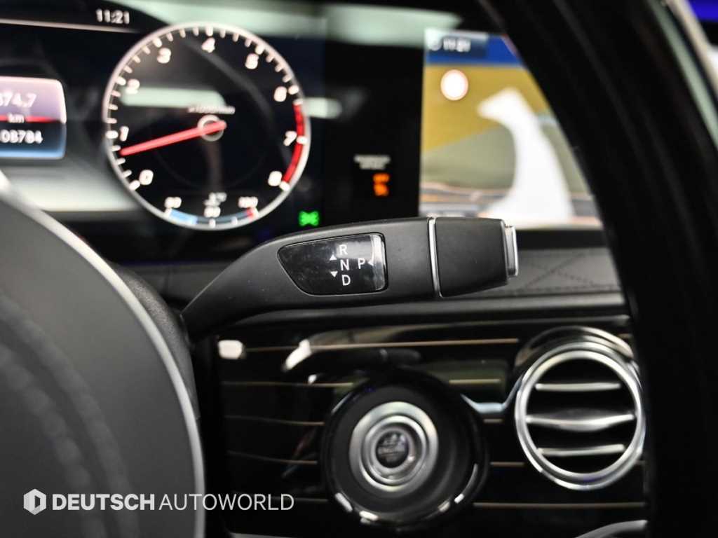 Mercedes Benz S Class - Vista 9