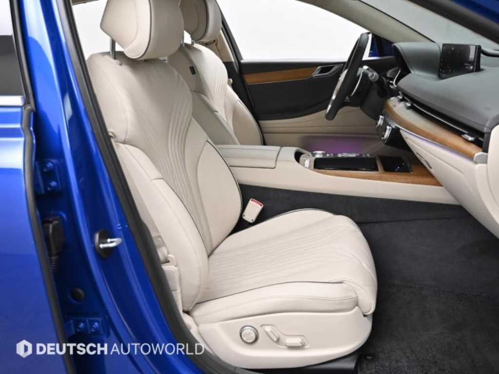 Genesis G80 - Vista 10