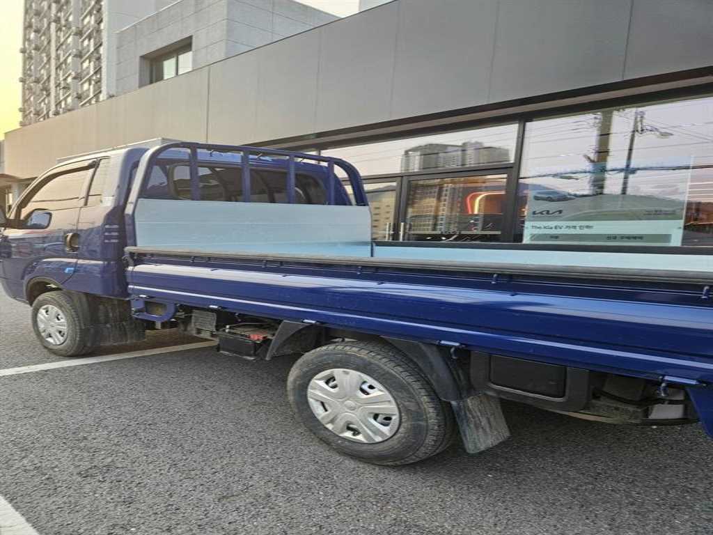 Small Truck Cargo (small) - Vista 4