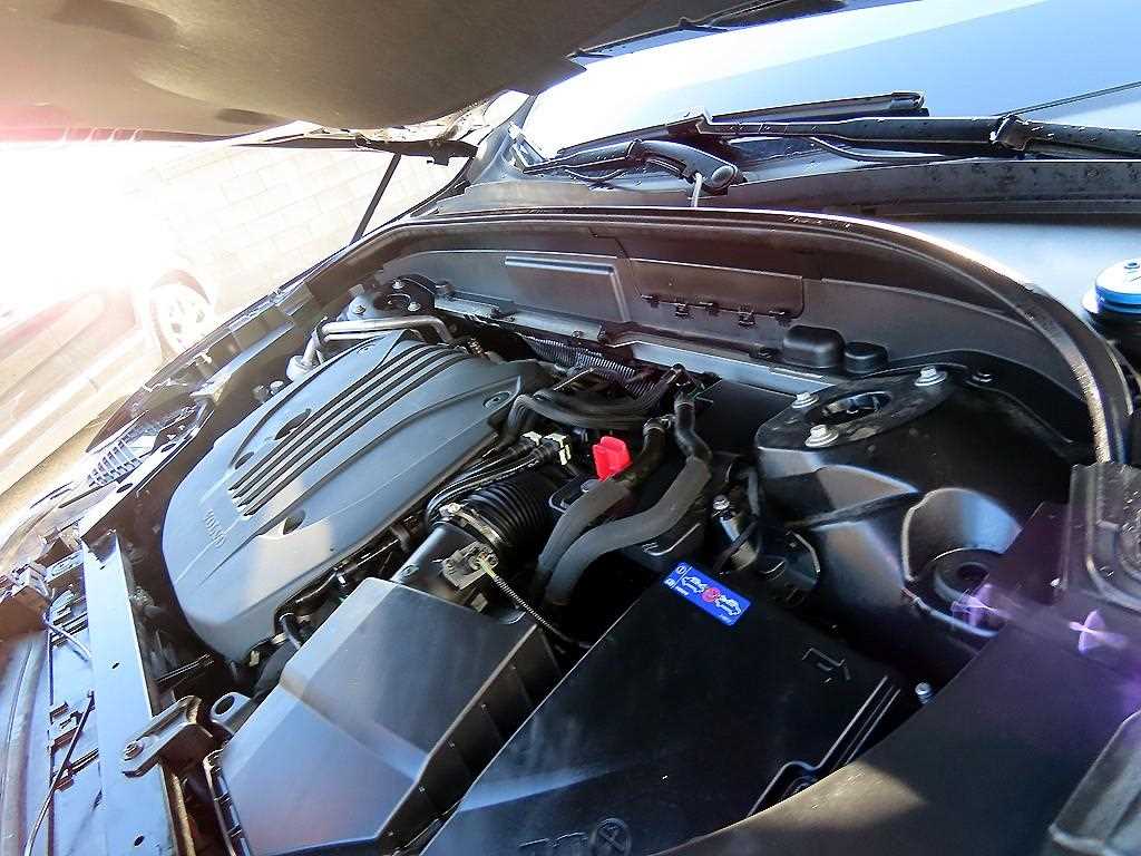 Volvo XC60 2022 Negro - Importación desde Corea - HF Imports Iquique - Foto 19