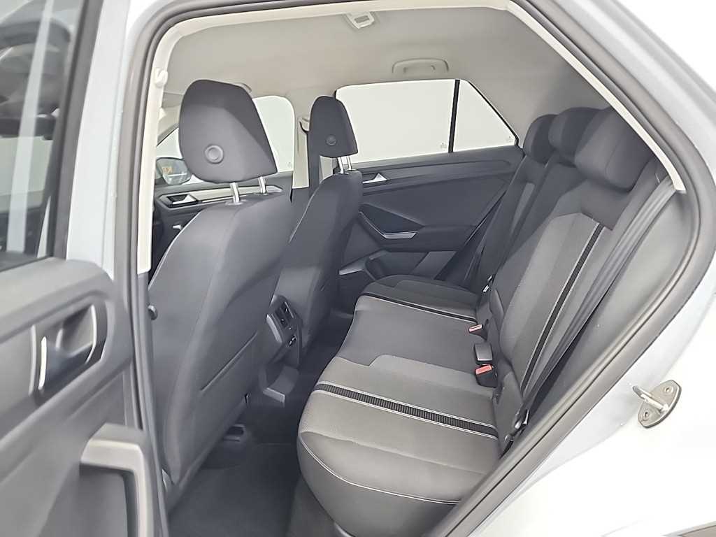 Volkswagen T-Roc - Vista 12