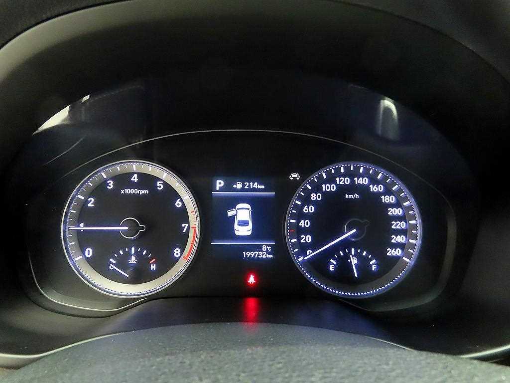 HYUNDAI Grandeur - Vista 6