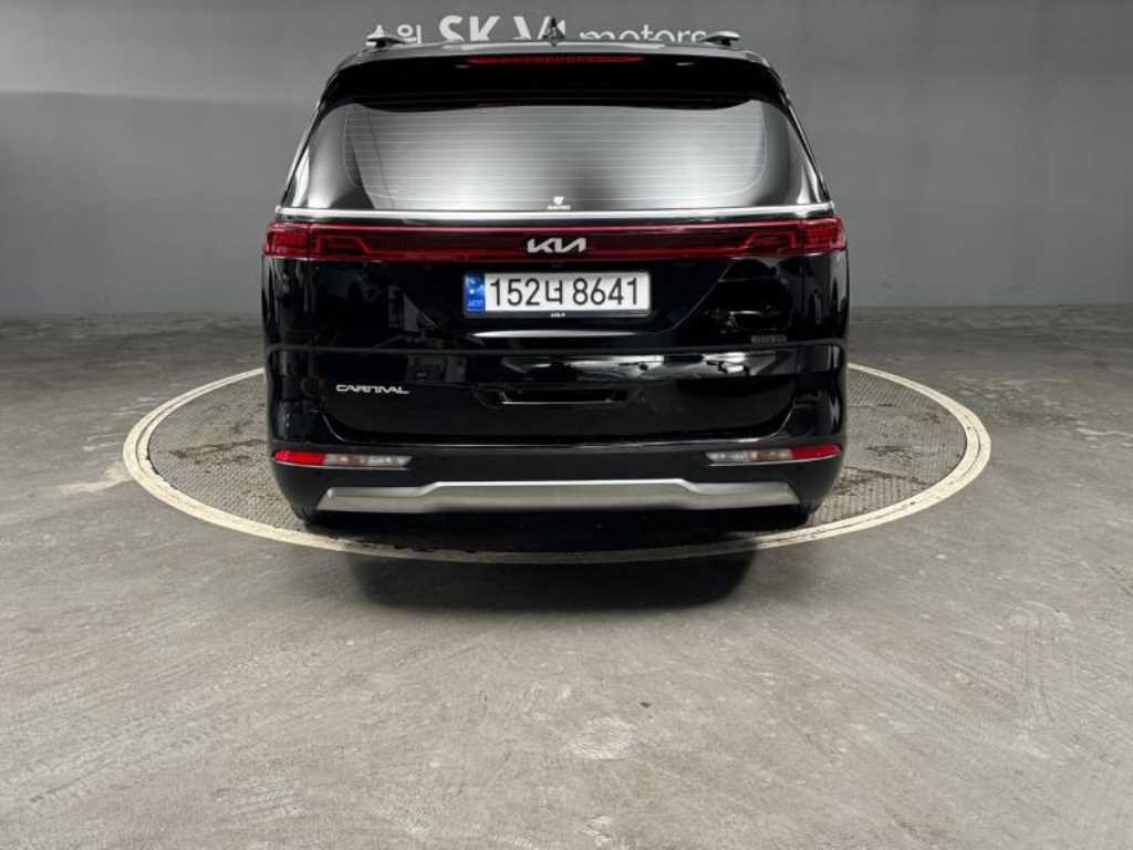 KIA Carnival - Vista 4