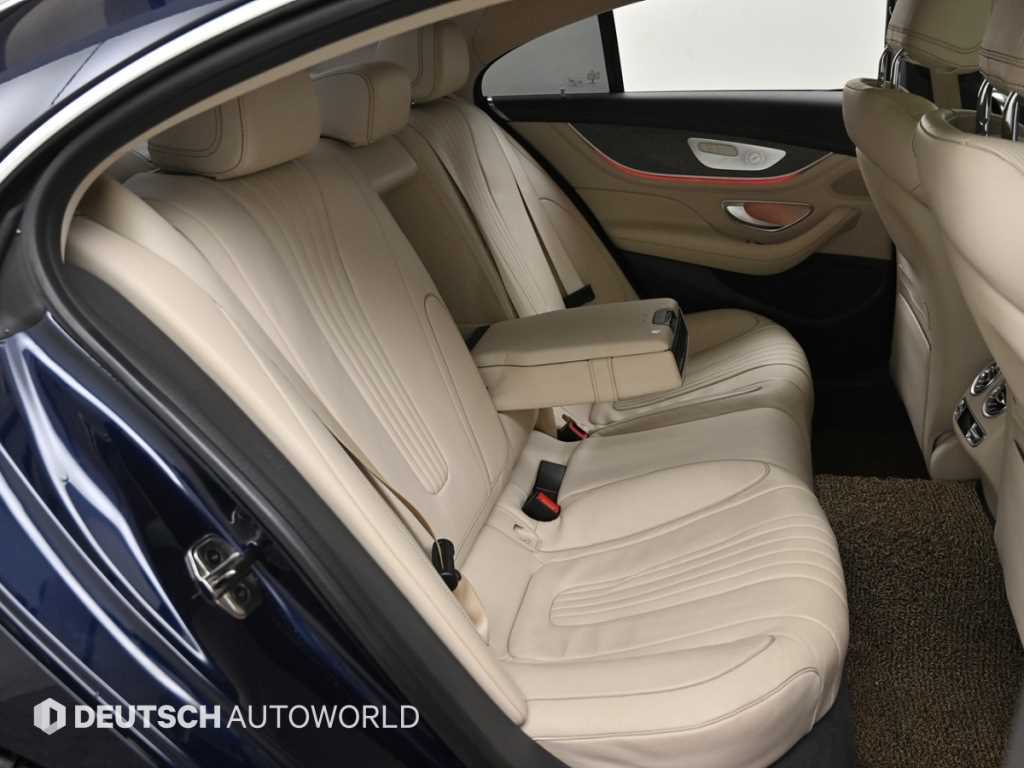 Mercedes Benz CLS Class - Vista 12