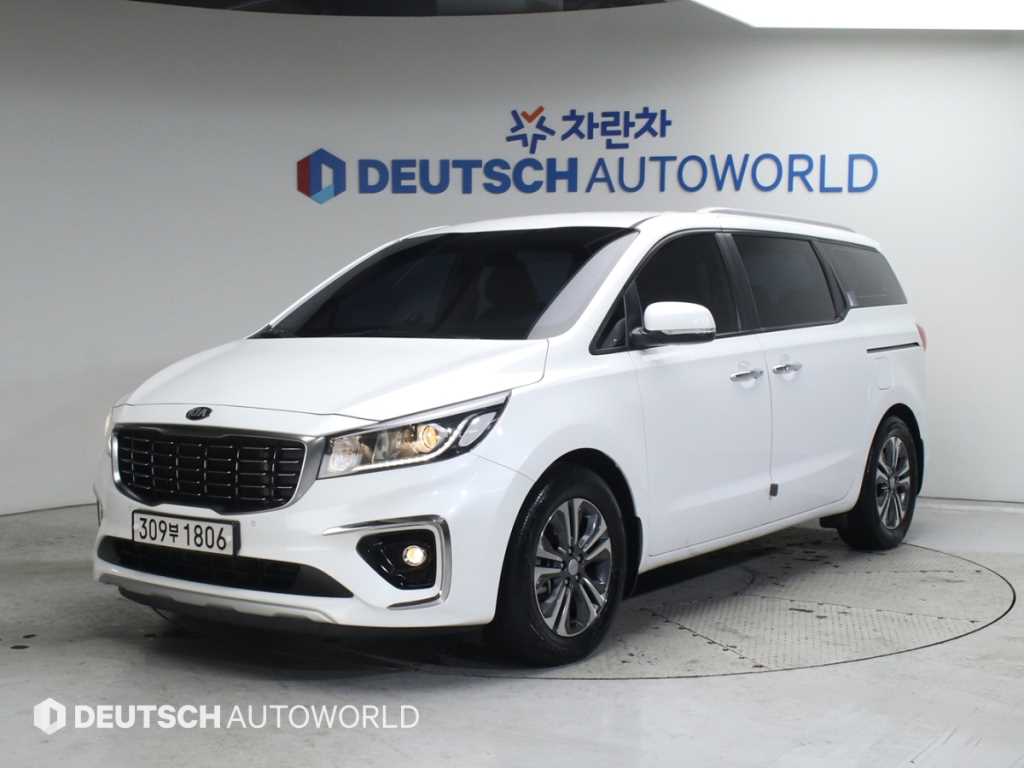 KIA Carnival 2019 Blanco - Importación desde Corea - HF Imports Iquique - Foto 1