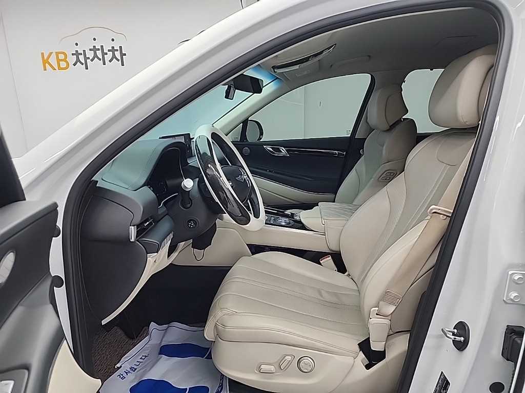 Genesis GV80 - Vista 11