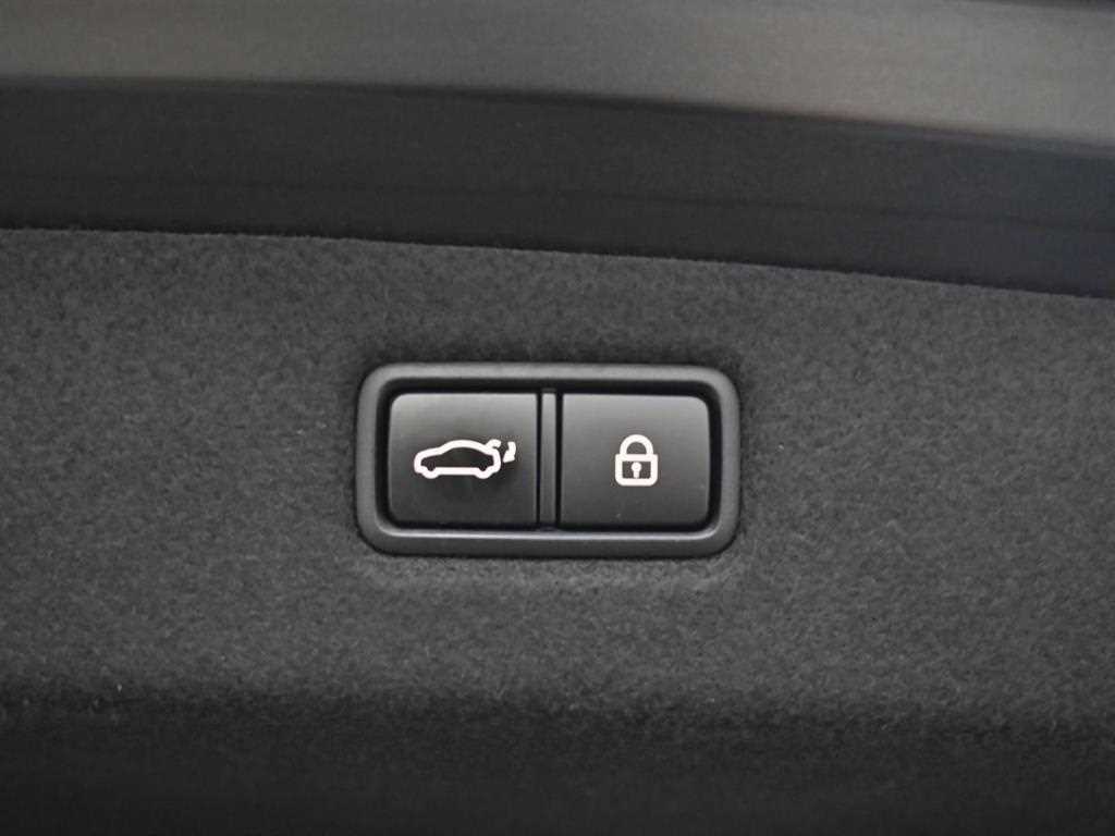 Genesis G90 2019 Negro - Importación desde Corea - HF Imports Iquique - Foto 20