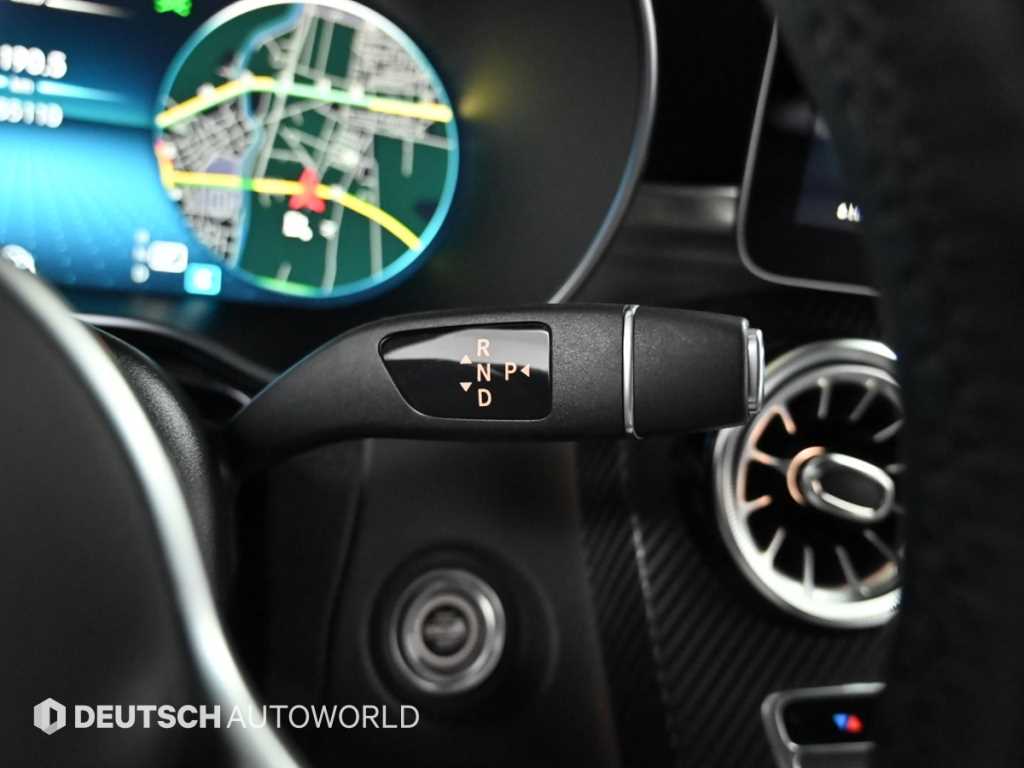 Mercedes Benz GLC Class - Vista 9