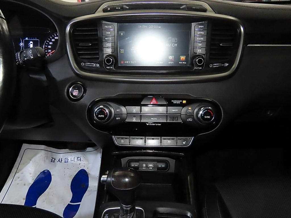 KIA Sorento - Vista 11