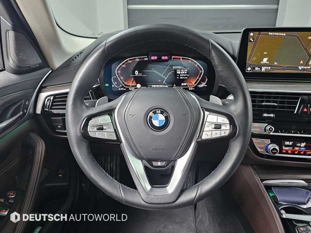 BMW 5 Series 2021 Gris - Importación desde Corea - HF Imports Iquique - Foto 13