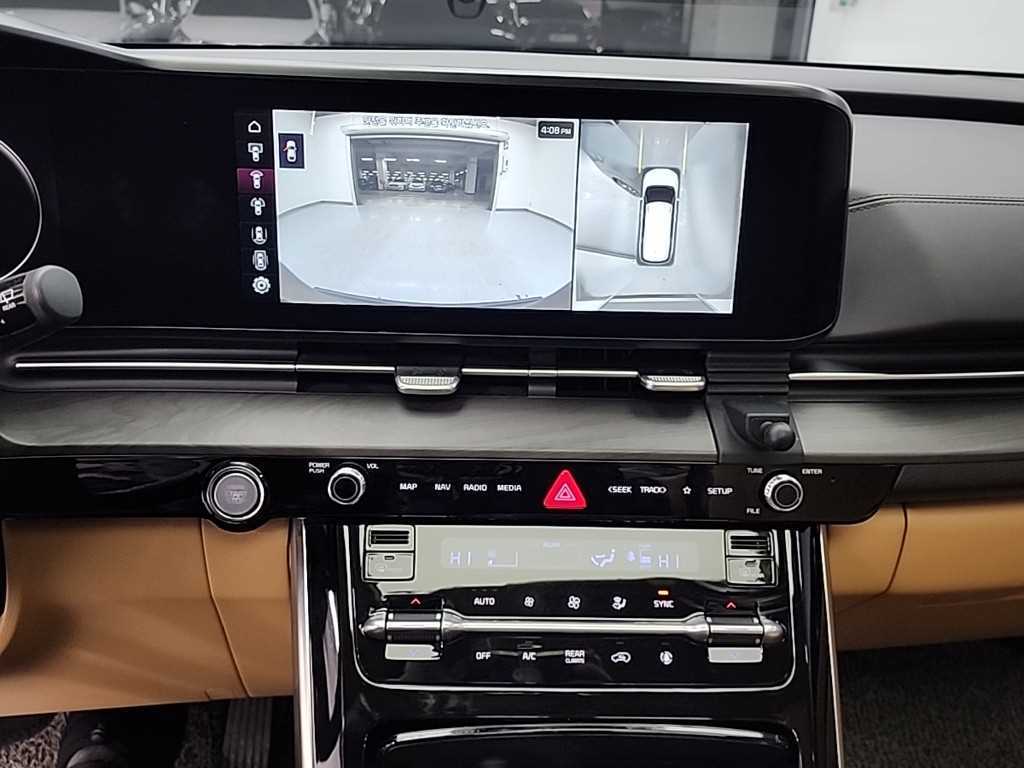 KIA Carnival - Vista 10