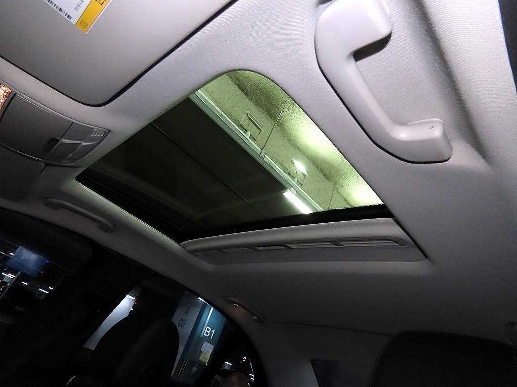 Mercedes Benz C Class 2017 Blanco - Importación desde Corea - HF Imports Iquique - Foto 17