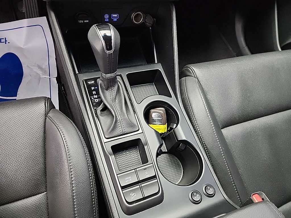 HYUNDAI Tucson - Vista 8