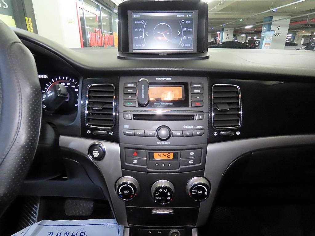 Ssangyong Korando - Vista 11