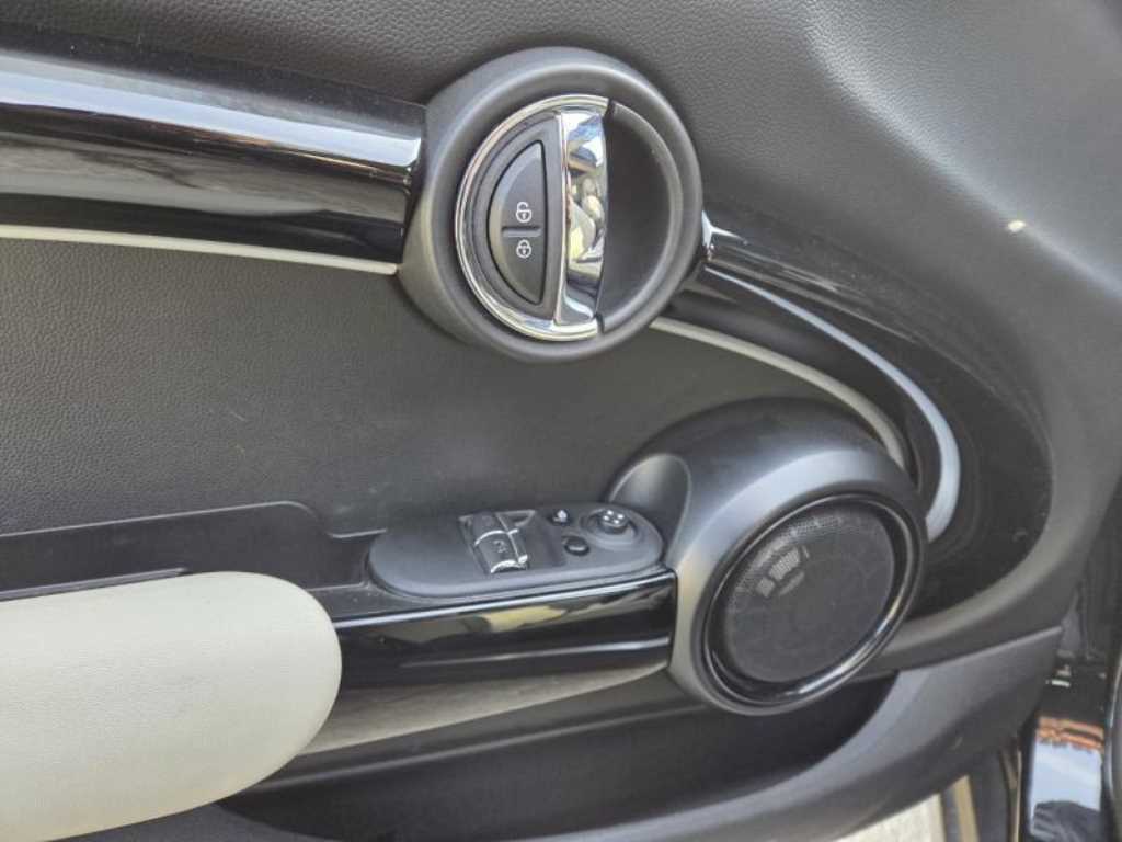 Mini Cooper - Vista 4