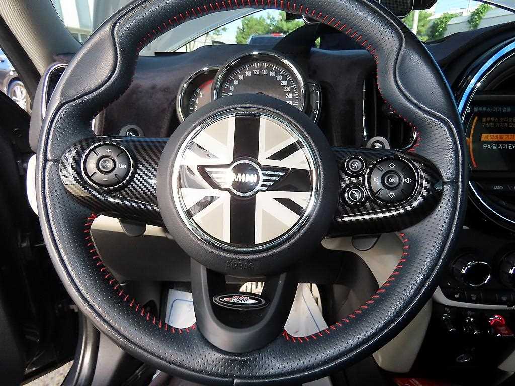 Mini Countryman - Vista 8