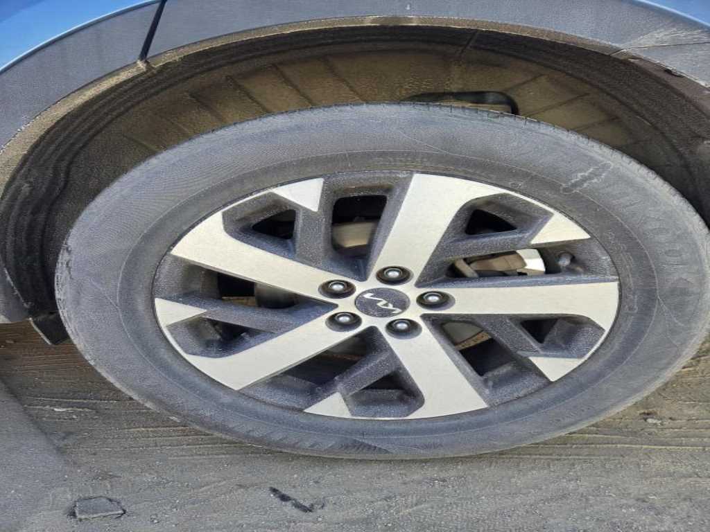 KIA Sorento - Vista 7