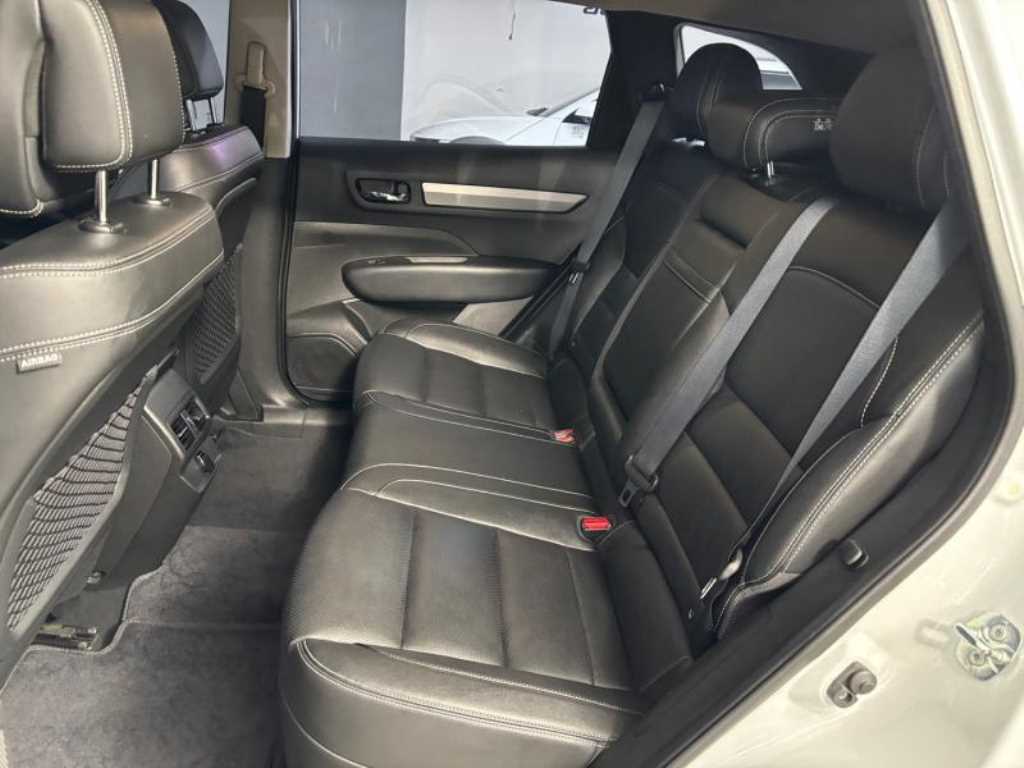 SAMSUNG QM6 - Vista 8