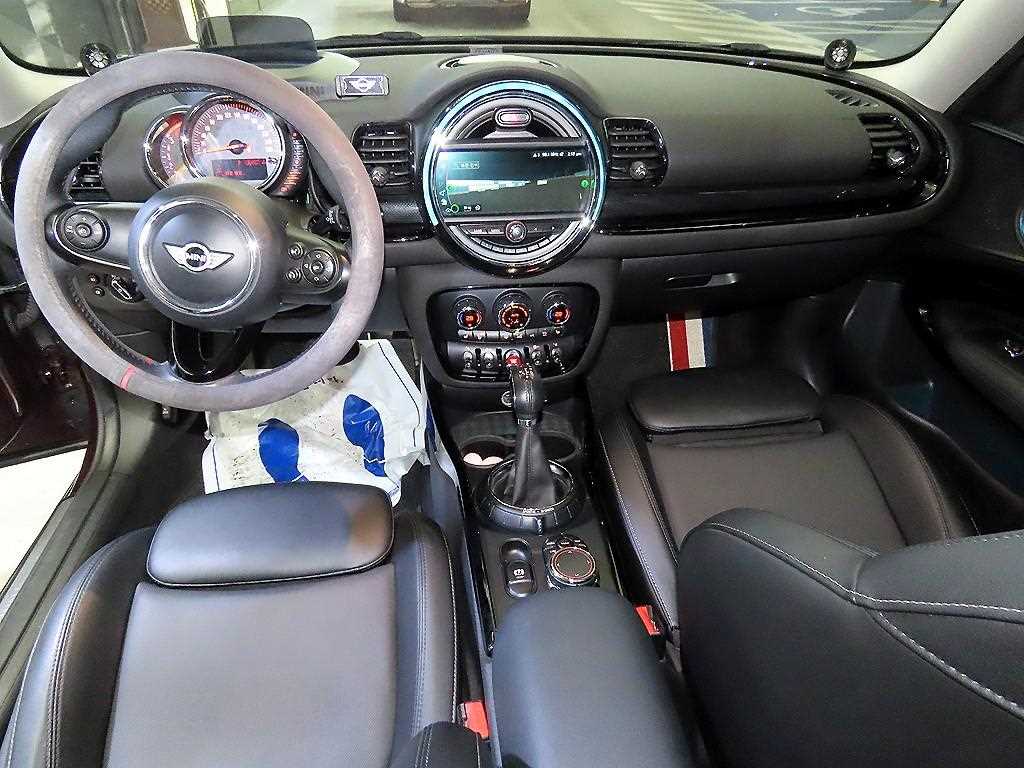 Mini Clubman - Vista 10