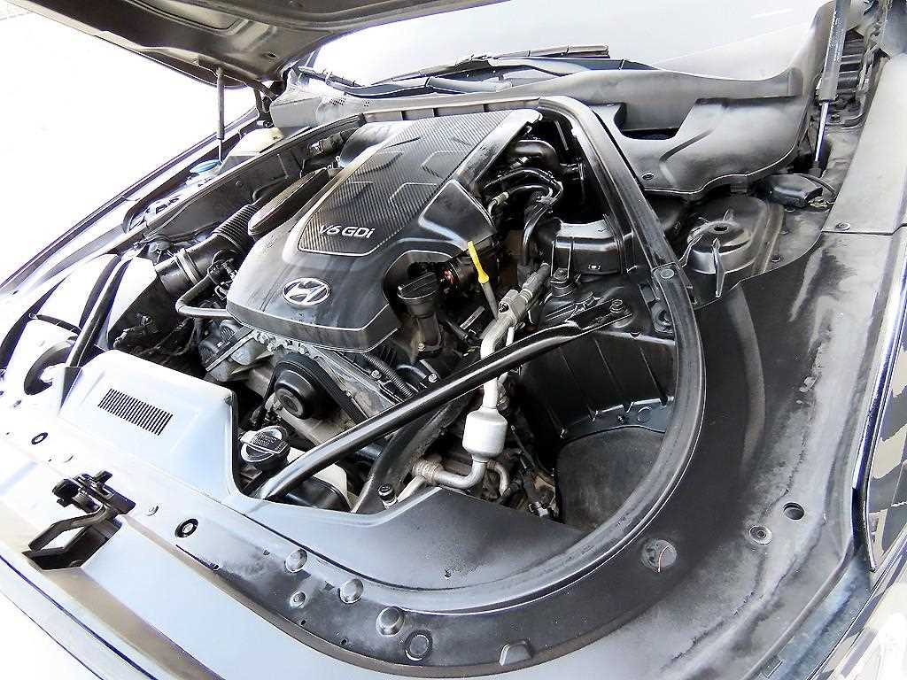 HYUNDAI Genesis 2015 Negro - Importación desde Corea - HF Imports Iquique - Foto 19