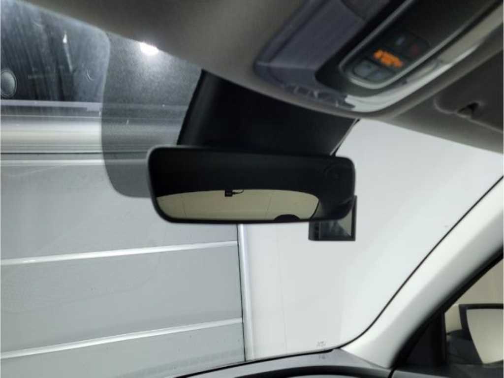 HYUNDAI Avante - Vista 12