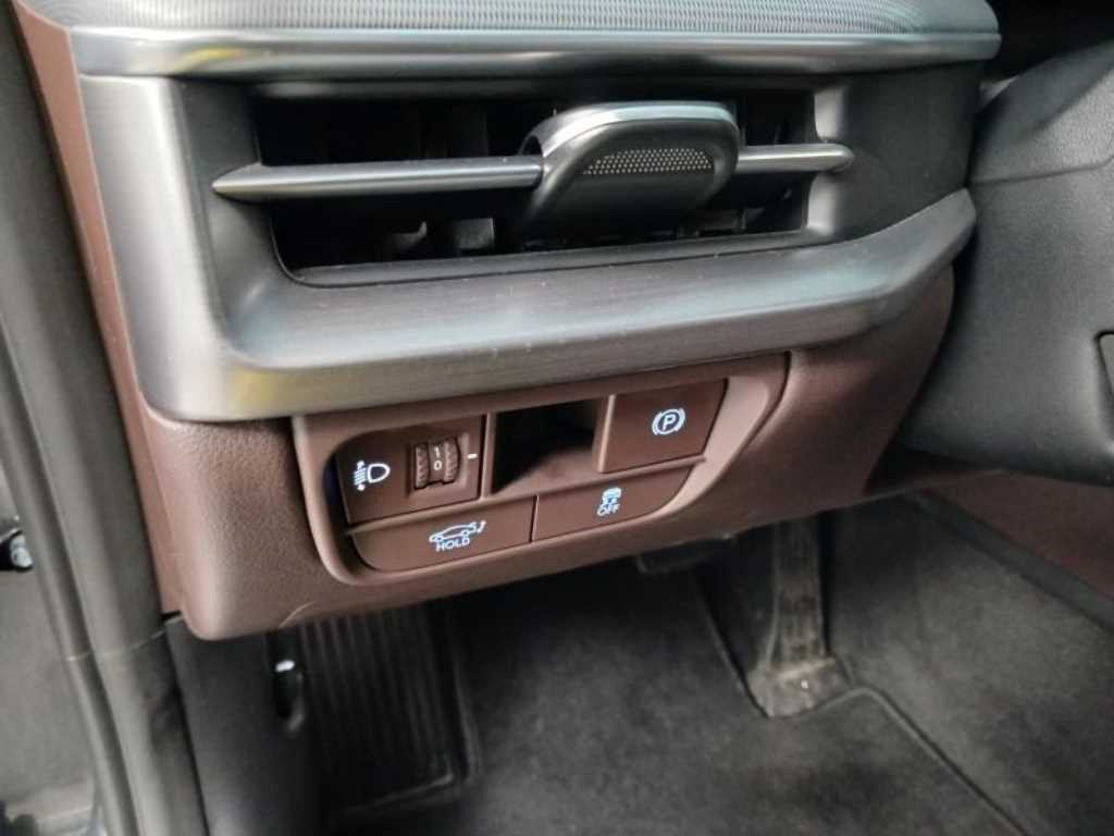 HYUNDAI Grandeur - Vista 9