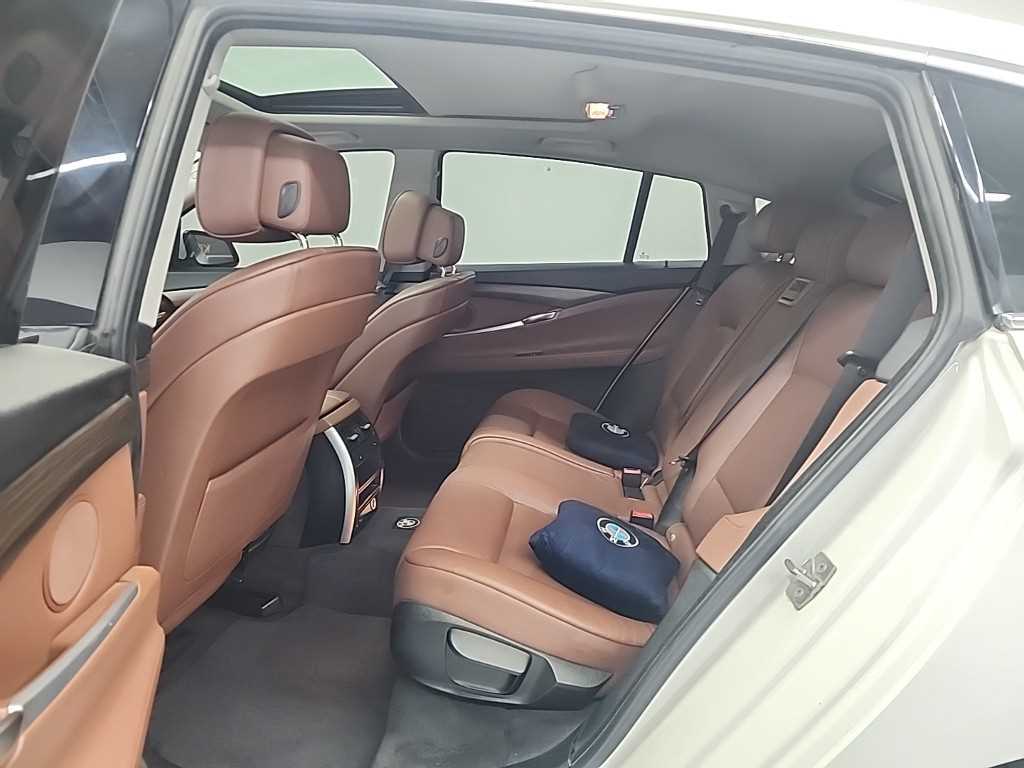 BMW Gran Turismo - Vista 12