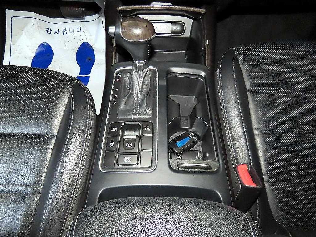 KIA Sorento - Vista 12