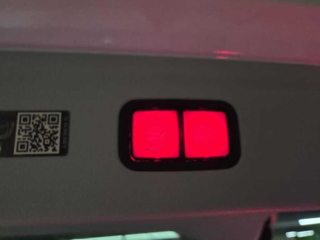 Mercedes Benz EQE 2024 Blanco - Importación desde Corea - HF Imports Iquique - Foto 15