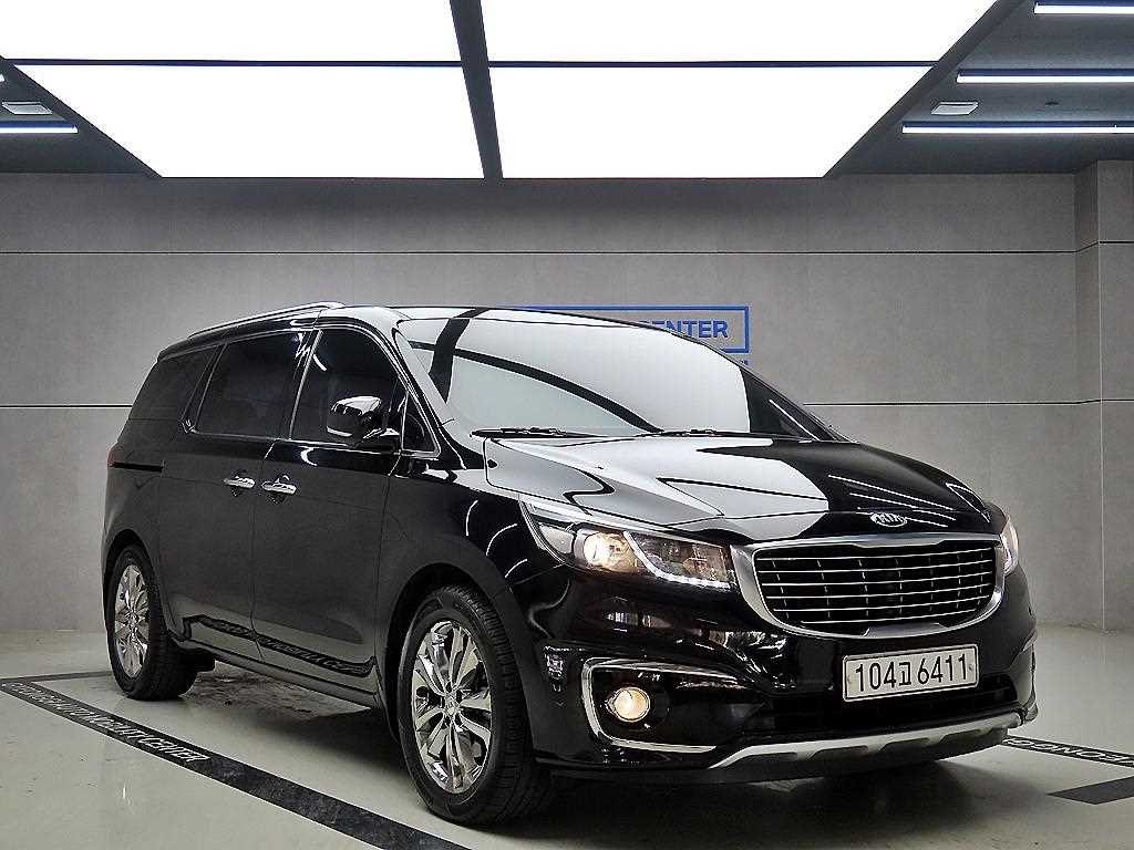 KIA Carnival 2017 - Importación desde Corea - HF Imports Iquique - Foto 1
