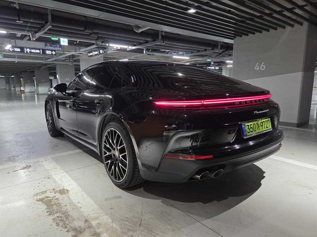 Porsche Panamera - Vista 5