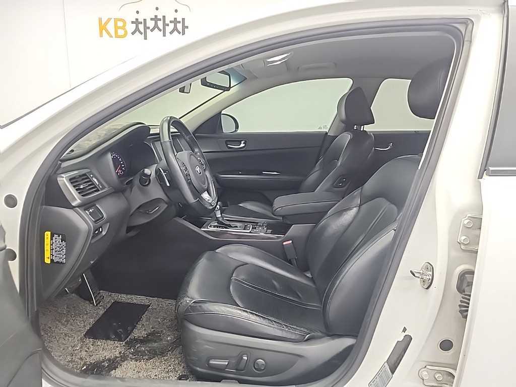 KIA K5 - Vista 11
