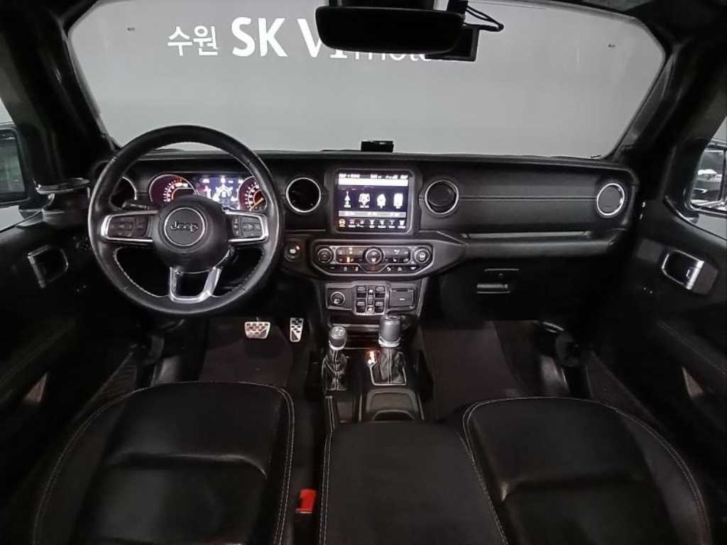 Jeep Wrangler - Vista 6